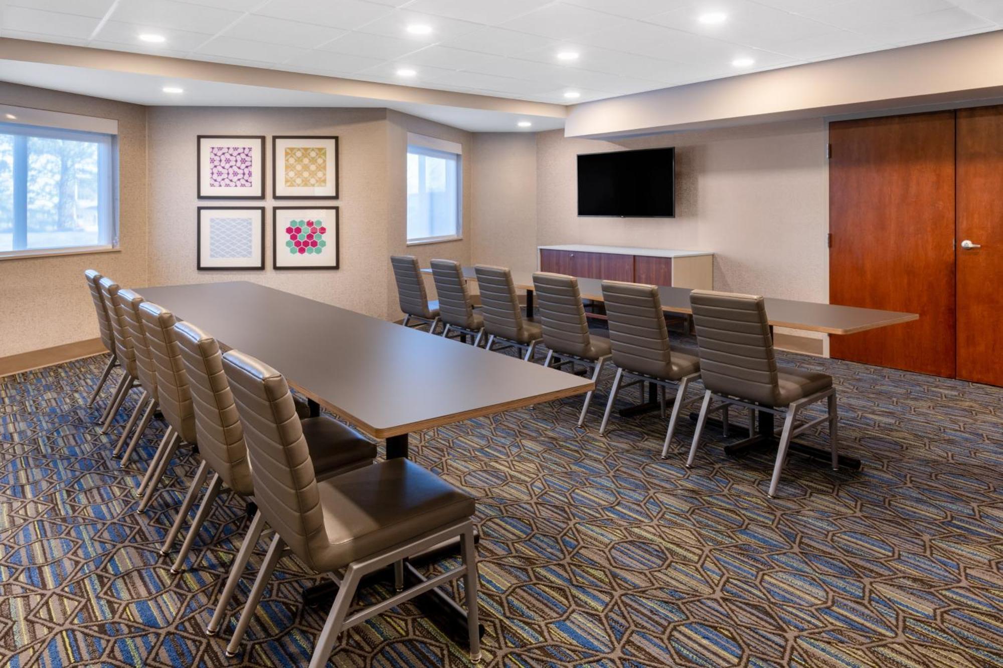 Holiday Inn Express & Suites Colorado Springs-Airport By Ihg מראה חיצוני תמונה