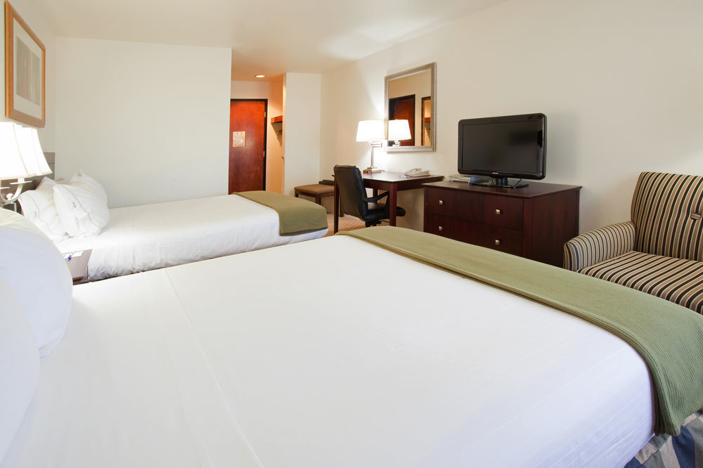 Holiday Inn Express & Suites Colorado Springs-Airport By Ihg מראה חיצוני תמונה