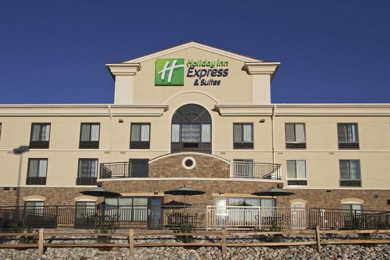 Holiday Inn Express & Suites Colorado Springs-Airport By Ihg מראה חיצוני תמונה